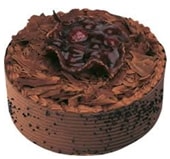 4 ile 6 kişilik Isparta Doğum günü pastası çikolatalı yaş pasta